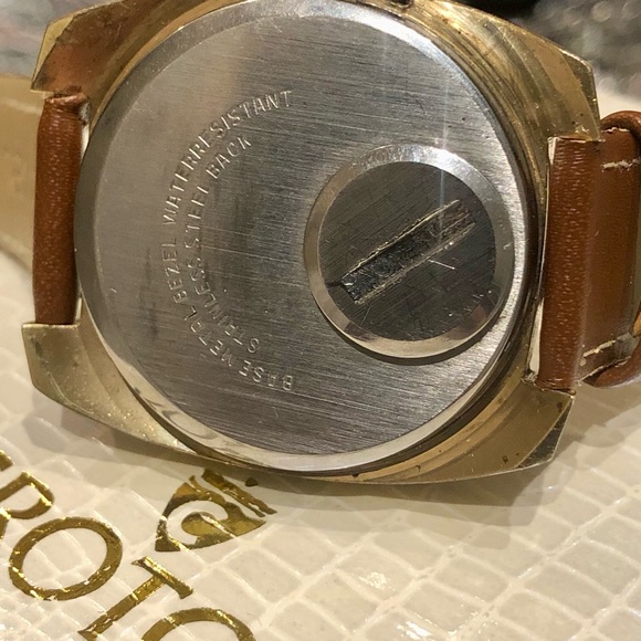 Croton Electronic Day Date Automatic Watch - Picture 3 of 5